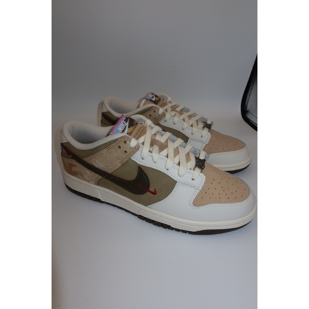Nike Dunk Low Year Of The Horse Men size 9.5 New w/ box